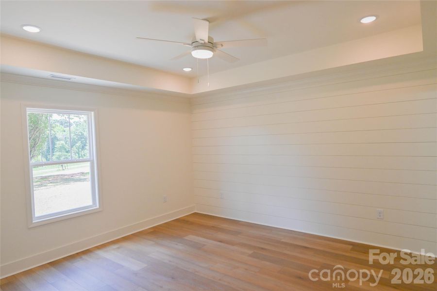 Spacious, unfurnished interior of a new home in , Clover (Image 28).