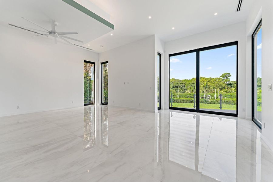 Spacious, unfurnished interior of a new home in , Jupiter (Image 93). Spacious, unfurnished interior of a new home in , Jupiter (Image 93).