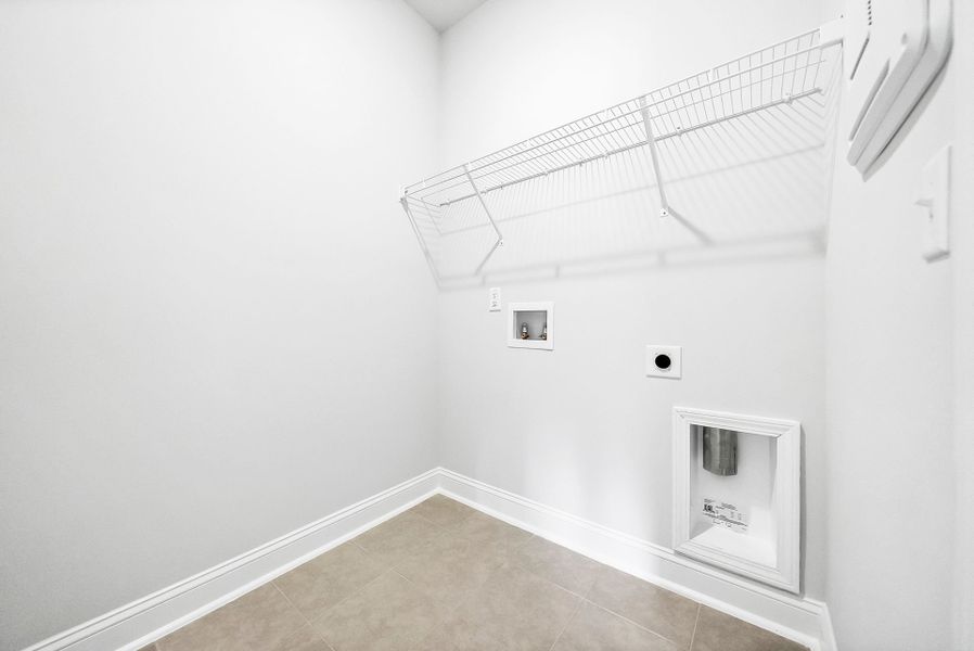 Spacious, unfurnished interior of a new home in Monroe Preserve, Chapin (Image 64).