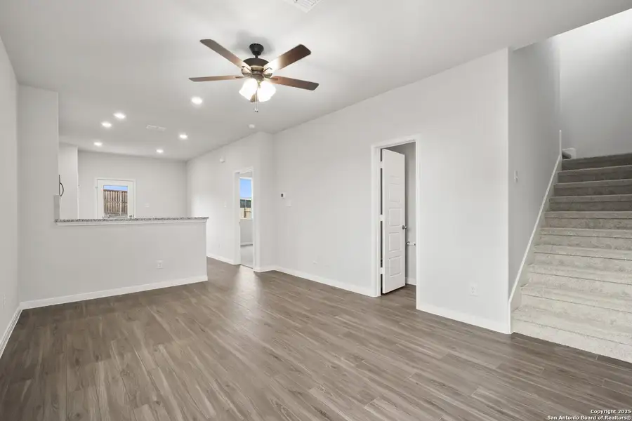 Spacious, unfurnished interior of a new home in Katzer Ranch, Converse (Image 14).