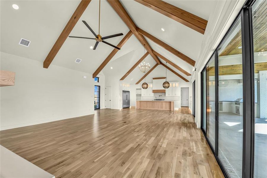 Spacious, unfurnished interior of a new home in , Aledo (Image 32).