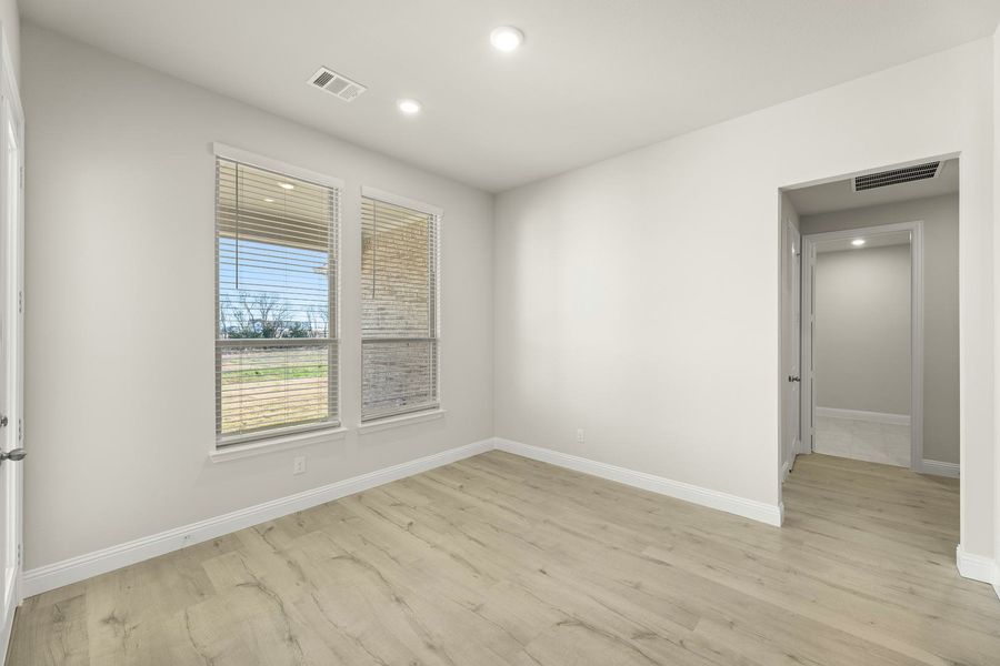 Spacious, unfurnished interior of a new home in Heritage, McLendon-Chisholm (Image 24). Spacious, unfurnished interior of a new home in Heritage, McLendon-Chisholm (Image 24).