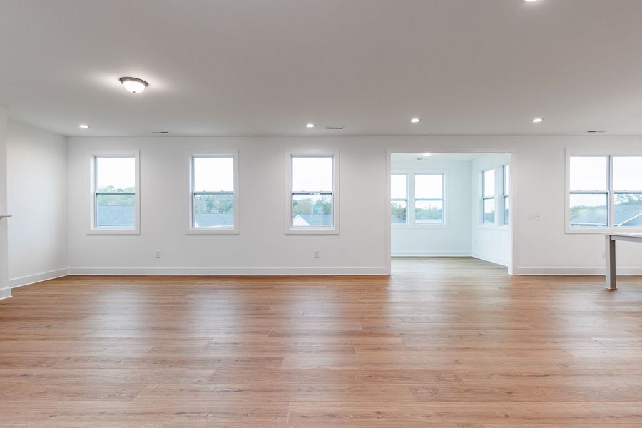 Spacious, unfurnished interior of a new home in High Grove Oaks, Fuquay Varina (Image 17).