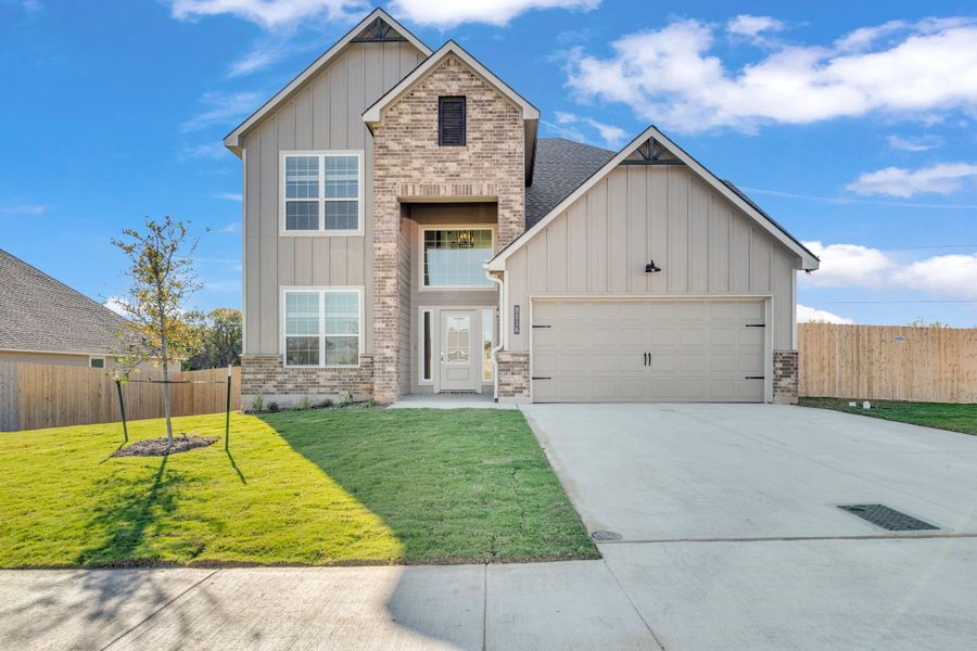 Representative exterior photo of a completed home built from the The 2588 by Stylecraft Builders in Henshaw Creek, Tyler, TX (Image 1). Representative exterior photo of a completed home built from the The 2588 by Stylecraft Builders in Henshaw Creek, Tyler, TX (Image 1).