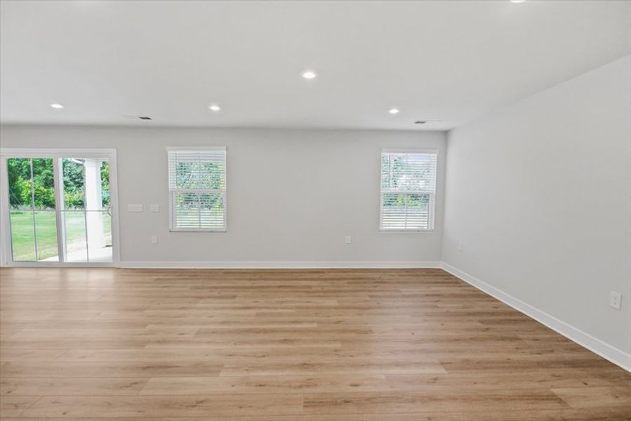 Spacious, unfurnished interior of a new home in Wren Woods Ranches, Gray Court (Image 16).