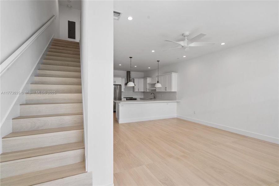 Image 49 of a home in .