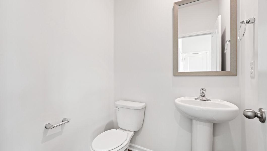 Furnished interior view inside a new home in Woodglen, Piedmont (Image 10).