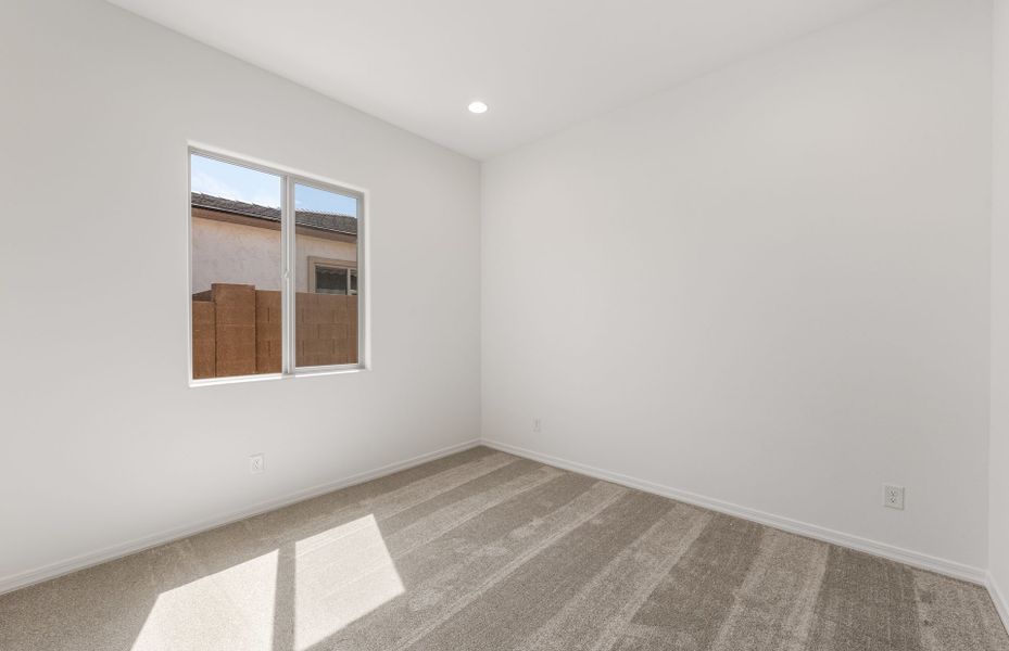 Spacious, unfurnished interior of a new home in Artisan at Asante, Surprise (Image 20). Spacious, unfurnished interior of a new home in Artisan at Asante, Surprise (Image 20).