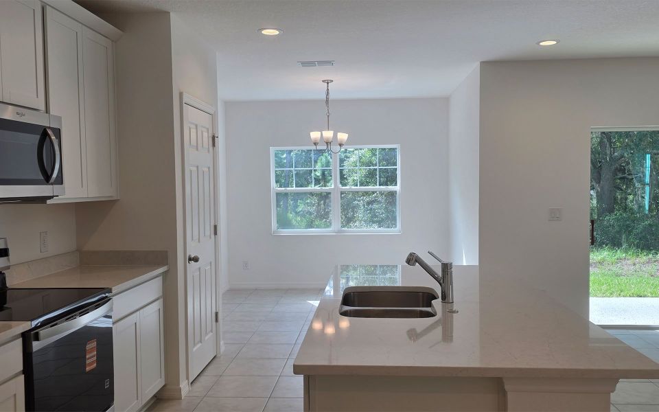 Modern Open-Concept Kitchen in Central Florida Home