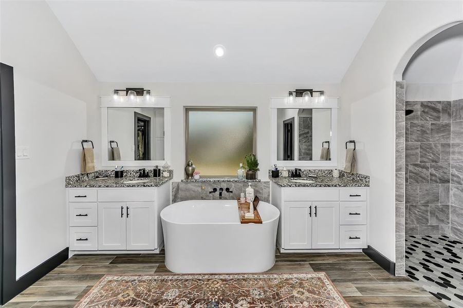 Furnished interior view inside a new home in , Weatherford (Image 34).