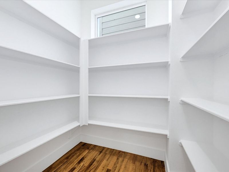 Spacious, unfurnished interior of a new home in , Houston (Image 25).