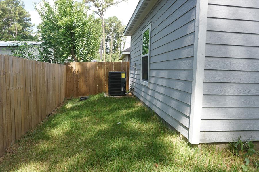 Front exterior of a new home in , Willis, TX, highlighting curb appeal (Image 18).
