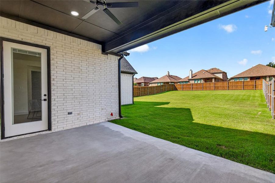 Exterior details and patio area of a home in , Forney (Image 3).