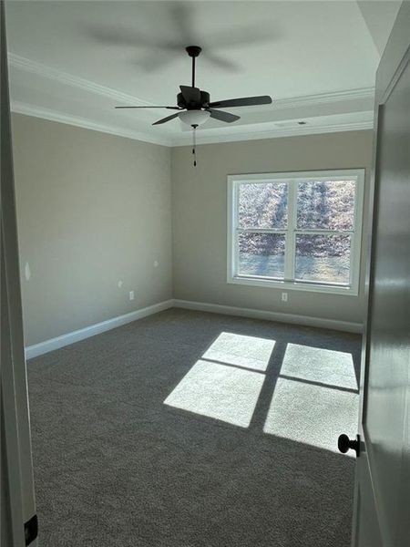 Spacious, unfurnished interior of a new home in , Dallas (Image 5).