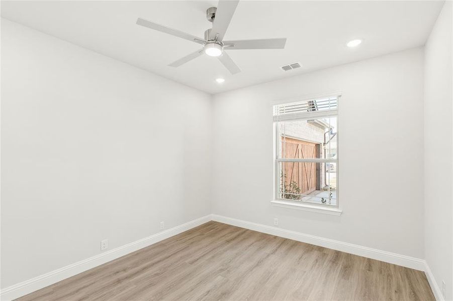 Spacious, unfurnished interior of a new home in Ridgepoint, Midlothian (Image 37). Spacious, unfurnished interior of a new home in Ridgepoint, Midlothian (Image 37).