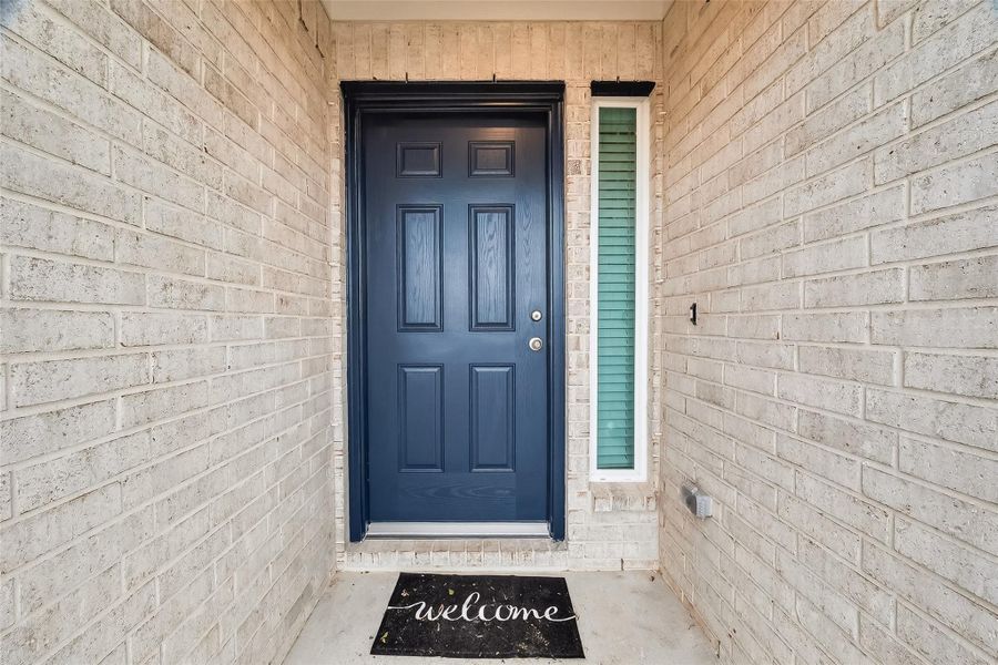 Exterior details and patio area of a home in Rollingbrook Estates, Baytown (Image 3). Exterior details and patio area of a home in Rollingbrook Estates, Baytown (Image 3).