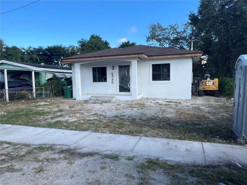 Image 9 of a home in . Image 9 of a home in .