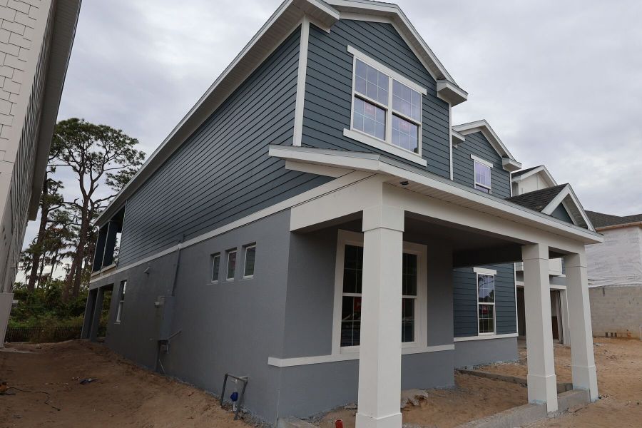 Side Exterior Side Exterior