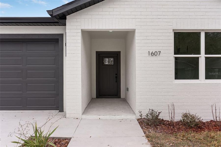 Exterior details and patio area of a home in , Tampa (Image 3). Exterior details and patio area of a home in , Tampa (Image 3).