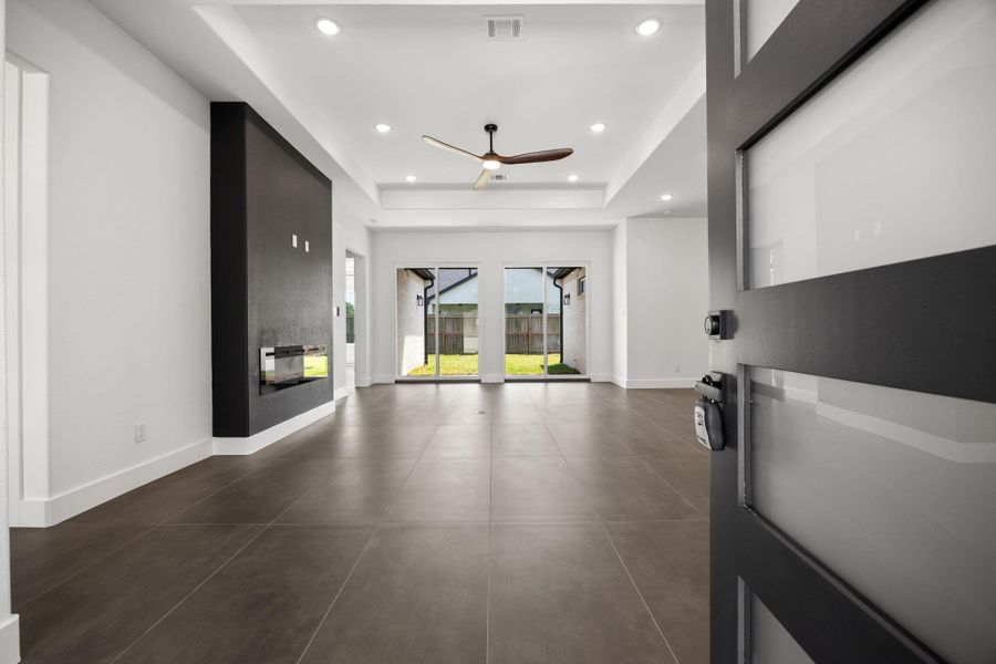 Spacious, unfurnished interior of a new home in , Montgomery (Image 38).