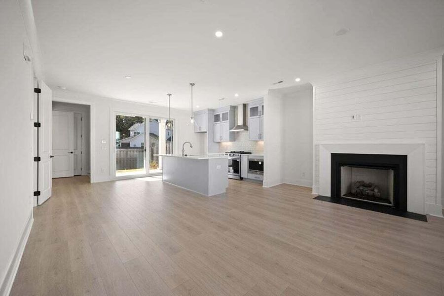 Spacious, unfurnished interior of a new home in , Johns Island (Image 15).