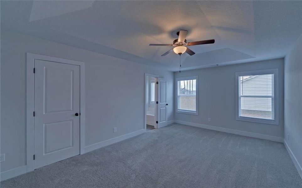 Spacious, unfurnished interior of a new home in , Hartwell (Image 37).