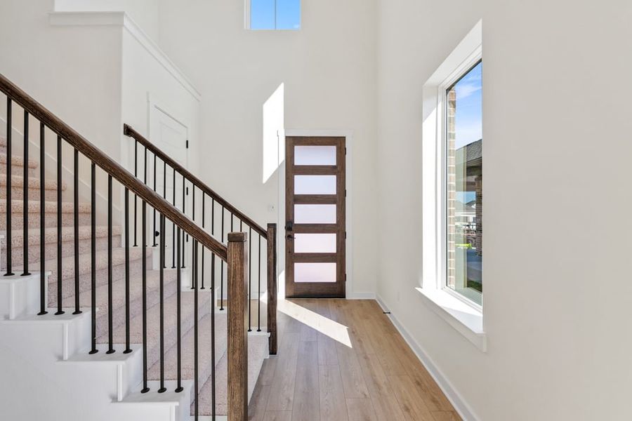 Spacious, unfurnished interior of a new home in Flora, Hutto (Image 18).