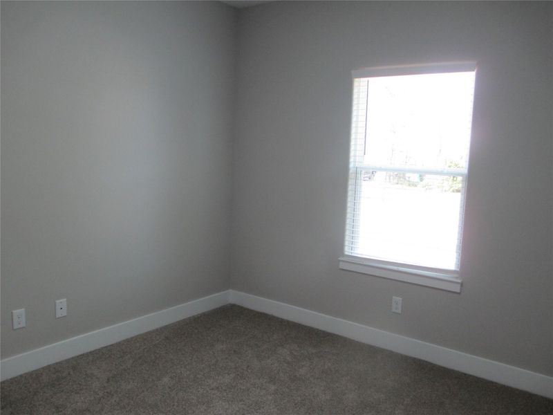 Spacious, unfurnished interior of a new home in , Baytown (Image 16).