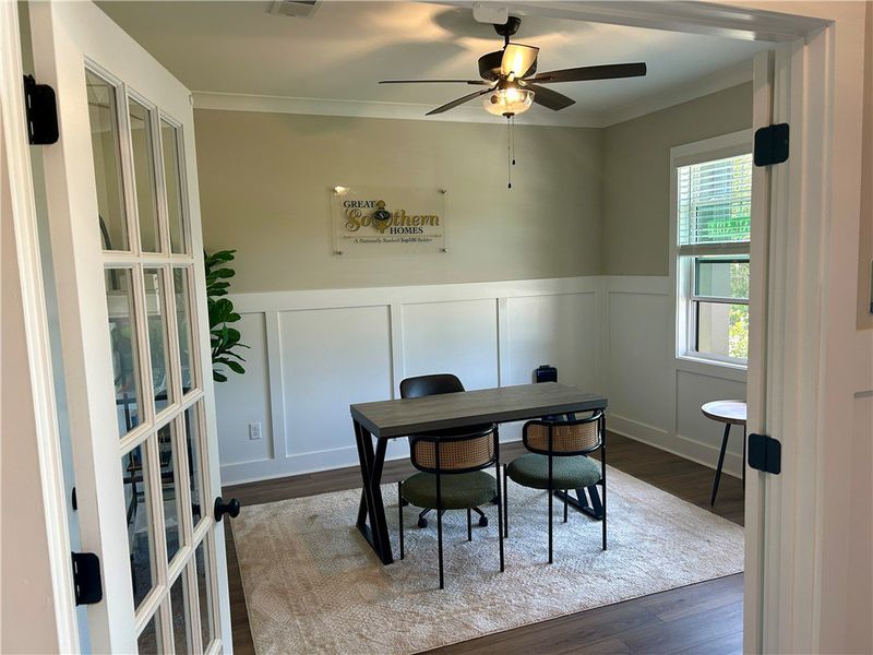 Furnished interior view inside a new home in Edwards Ridge, Central (Image 5).