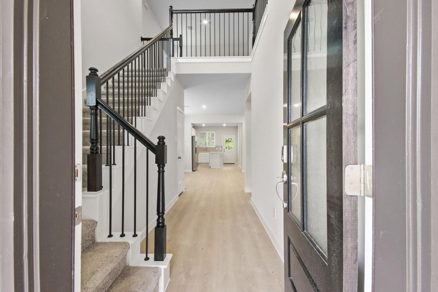 Spacious, unfurnished interior of a new home in Audubon, Magnolia (Image 10).