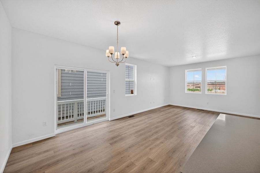 Spacious, unfurnished interior of a new home in Parterre, Thornton (Image 8).