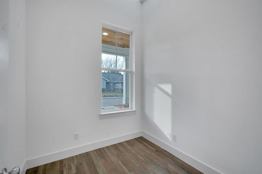 Spacious, unfurnished interior of a new home in , Midlothian (Image 16).