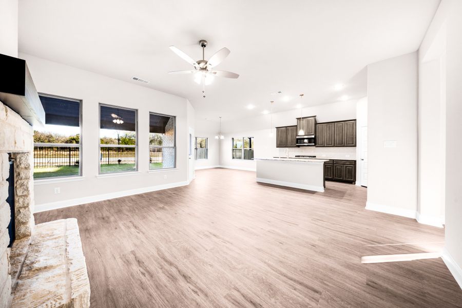 Spacious, unfurnished interior of a new home in Forest Ridge Estates, Greenville (Image 17).