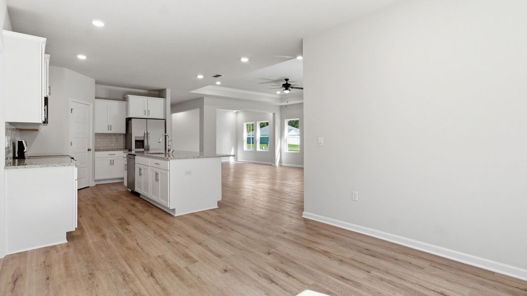 Spacious, unfurnished interior of a new home in Greystone, Crawfordville (Image 24).