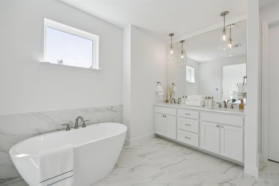 Furnished interior view inside a new home in , Dallas (Image 22). Furnished interior view inside a new home in , Dallas (Image 22).