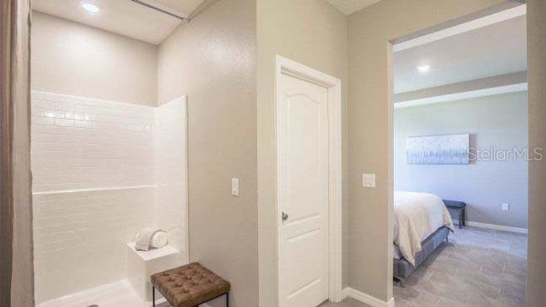 Furnished interior view inside a new home in , Ocala (Image 9).