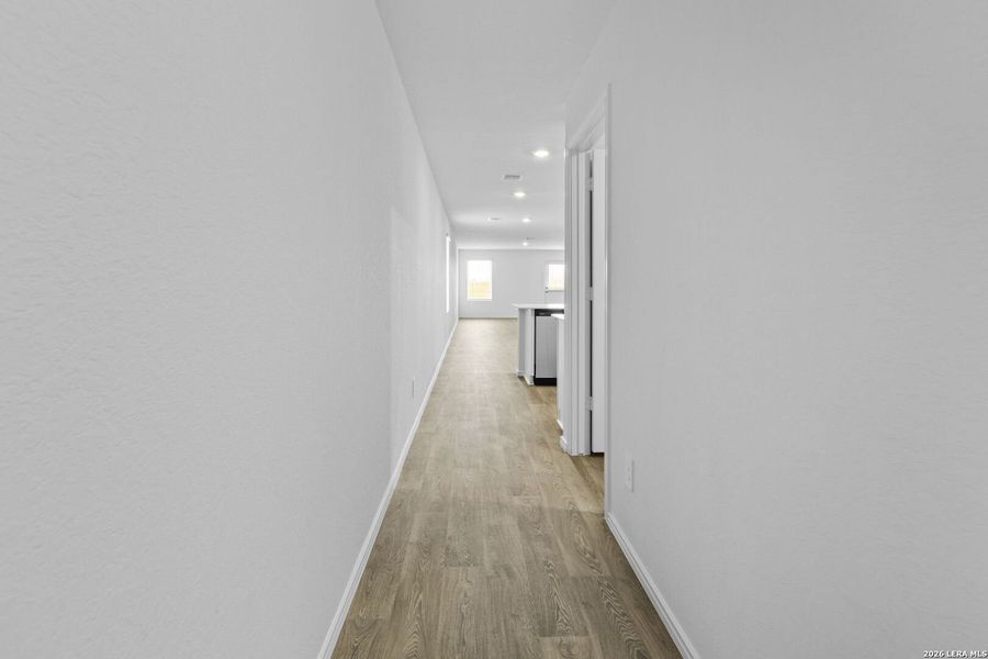 Spacious, unfurnished interior of a new home in Hickory Ridge, Elmendorf (Image 28).