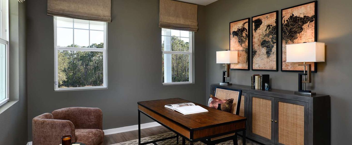 Representative furnished interior of a home built from the Moseley by Ashton Woods in Lake Cawood Cove, Windermere (Image 7).