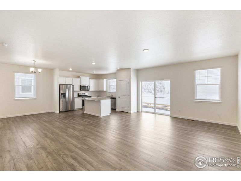 Spacious, unfurnished interior of a new home in Tailholt, Severance (Image 8).