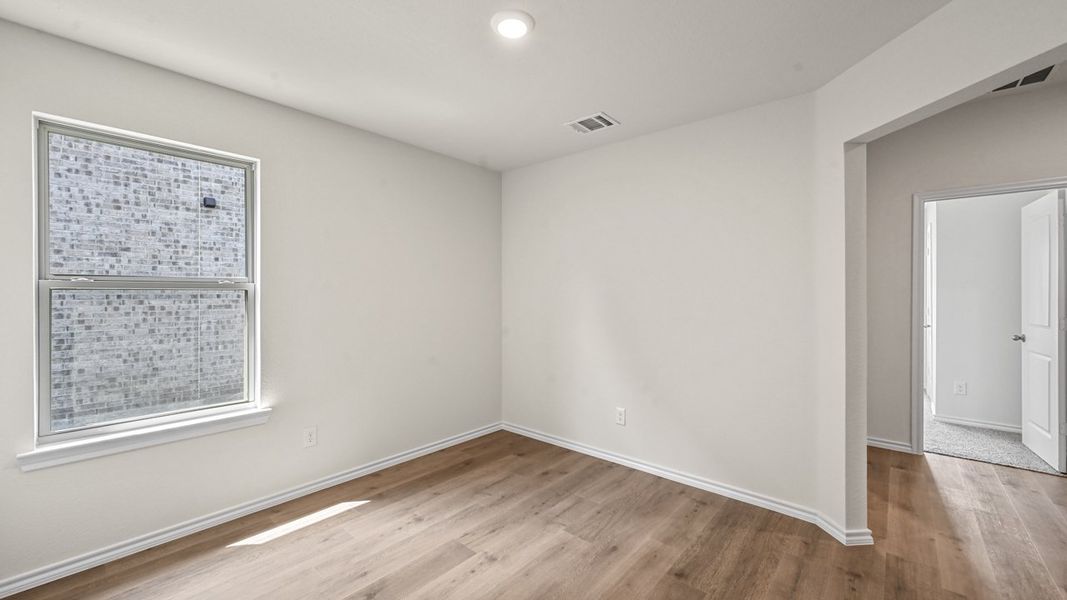 Spacious, unfurnished interior of a new home in Wildwood, Royse City (Image 9). Spacious, unfurnished interior of a new home in Wildwood, Royse City (Image 9).