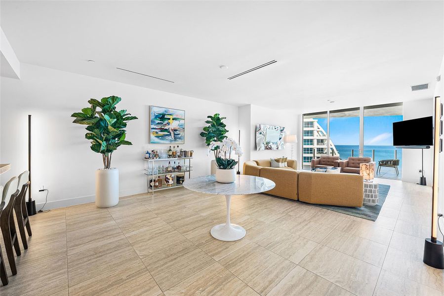 Furnished interior view inside a new home in , Fort Lauderdale (Image 15).