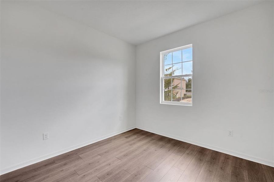 Spacious, unfurnished interior of a new home in Tuscan Hills, Dade City (Image 32).