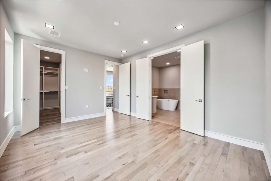 Spacious, unfurnished interior of a new home in , Houston (Image 31). Spacious, unfurnished interior of a new home in , Houston (Image 31).