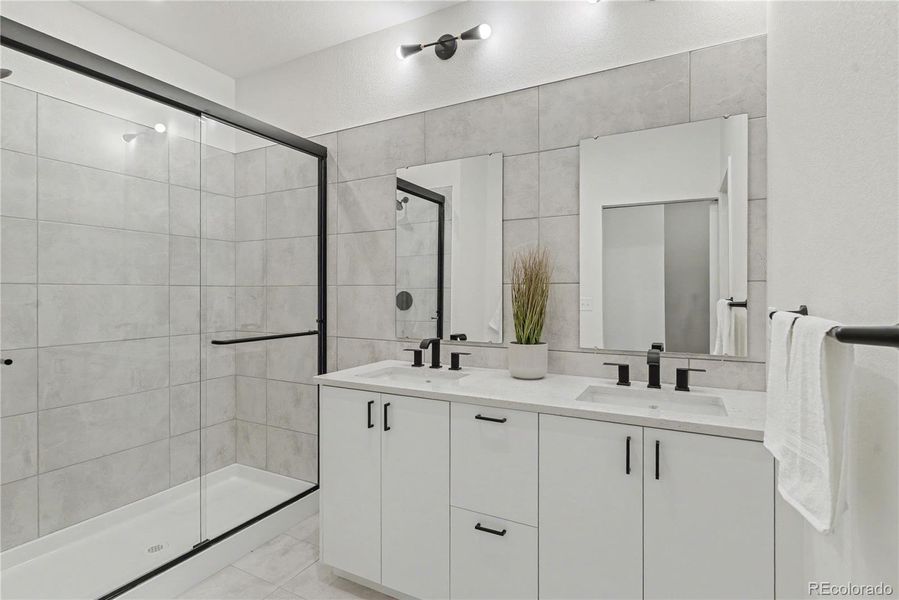 Image of a model home. Finishes, colors, and available options may differ from those shown.