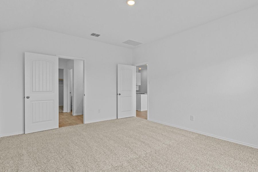 Spacious, unfurnished interior of a new home in , Seguin (Image 17). Spacious, unfurnished interior of a new home in , Seguin (Image 17).