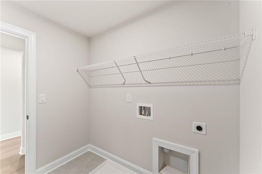 Spacious, unfurnished interior of a new home in The Village at Shallowford, Kennesaw (Image 14).