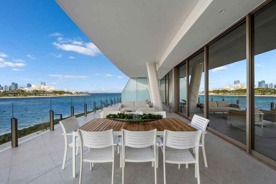 Exterior details and patio area of a home in , Miami (Image 22).