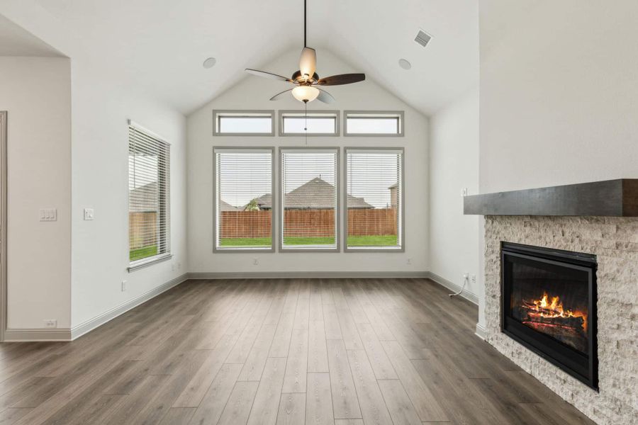 Spacious, unfurnished interior of a new home in Silo Mills, Joshua (Image 9).