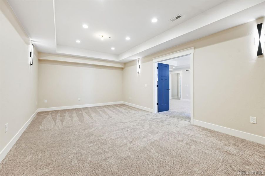 Spacious, unfurnished interior of a new home in , Colorado Springs (Image 21).