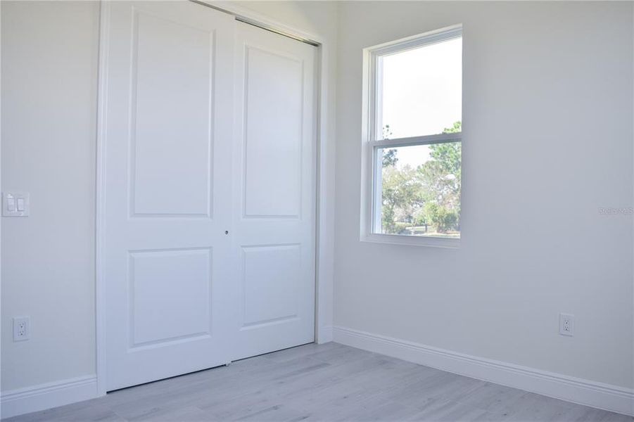 Spacious, unfurnished interior of a new home in , Lake Alfred (Image 40).